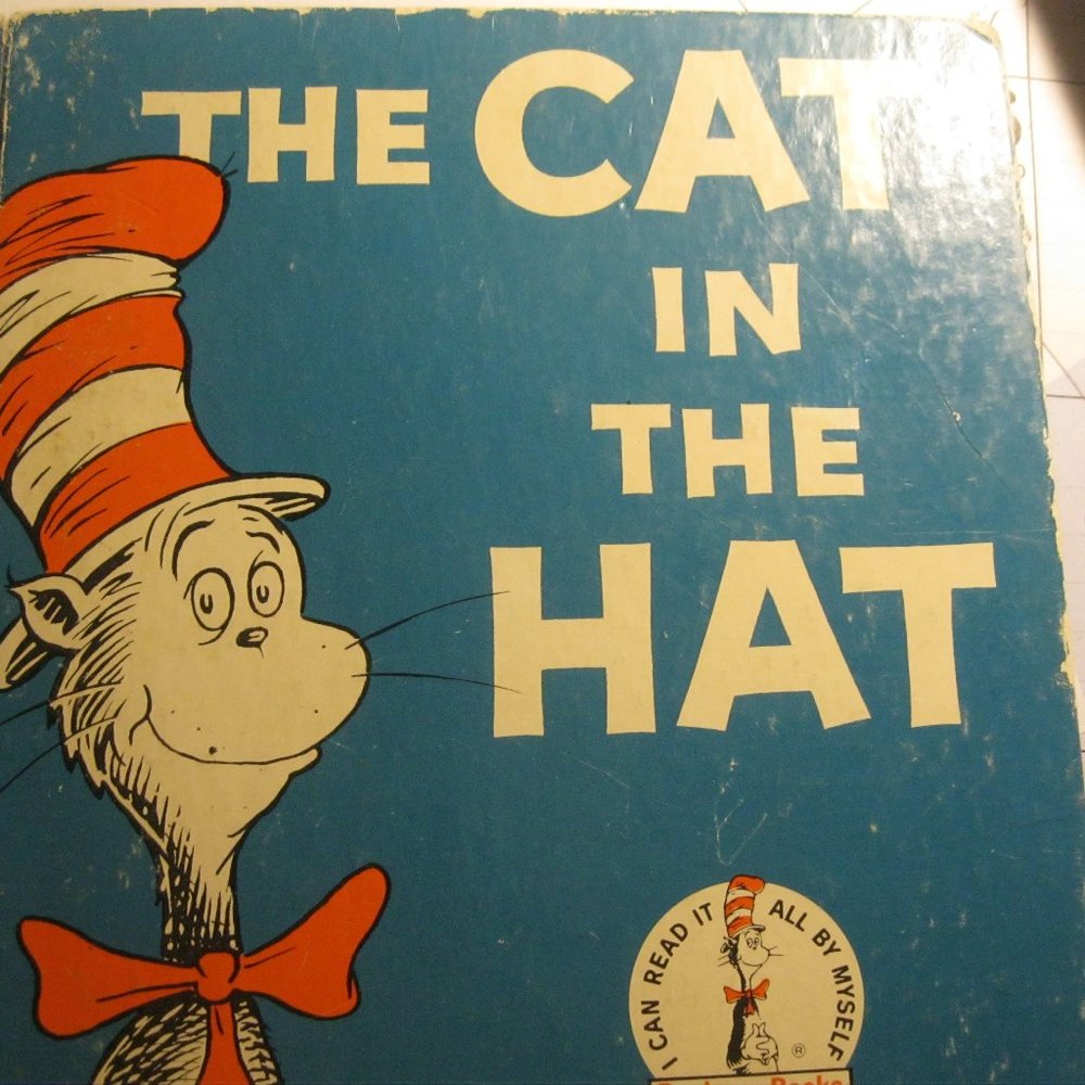 DR. SEUSS "THE CAT IN THE HAT"